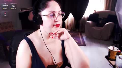 Snapshot of imperatrizasado chatting on September 9, 2025, 6:24 am Empress online show from September 9, 2025, 6:24 am