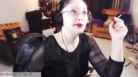 Snapshot of imperatrizasado chatting on October 5, 2025, 6:06 pm Empress online show from October 5, 2025, 6:06 pm