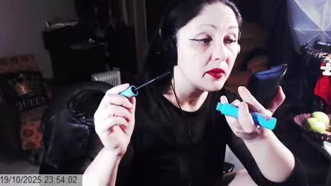 Snapshot of imperatrizasado chatting on October 19, 2025, 8:53 pm Empress online show from October 19, 2025, 8:53 pm