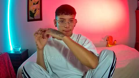 Snapshot of imperium_52511 chatting on December 14, 2025, 1:11 am imperium_52511 online show from December 14, 2025, 1:11 am