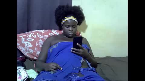 Snapshot of impress_ivy chatting on October 17, 2025, 2:52 pm impress_ivy online show from October 17, 2025, 2:52 pm