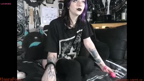 Inarafoxx online show from February 20, 2025, 3:23 am