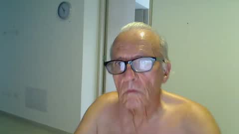 Snapshot of incendiado chatting on September 12, 2025, 10:54 pm incendiado online show from September 12, 2025, 10:54 pm