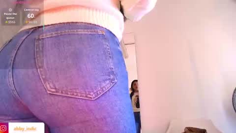 Snapshot of indi_catalina chatting on October 18, 2025, 1:12 pm Indi Catalina online show from October 18, 2025, 1:12 pm