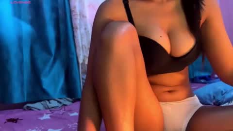Snapshot of indian_couple247 chatting on October 30, 2025, 3:19 am new indian couple online show from October 30, 2025, 3:19 am