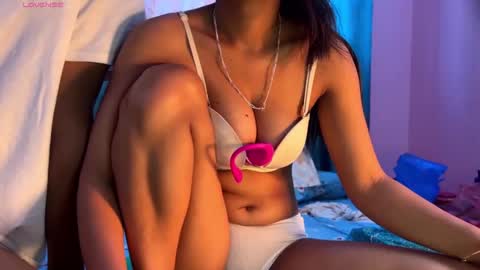 Snapshot of indian_couple247 chatting on November 7, 2025, 2:44 am new indian couple online show from November 7, 2025, 2:44 am