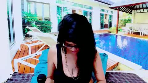 Femiez online show from January 22, 2025, 5:59 am