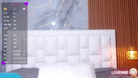 LITTLE AINHOA  online show from March 5, 2025, 8:21 pm