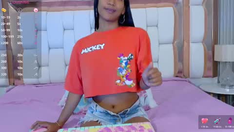 LITTLE AINHOA  online show from September 26, 2025, 8:13 pm