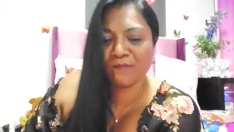 Snapshot of indiandelia chatting on January 23, 2025, 7:18 pm indiandelia online show from January 23, 2025, 7:18 pm