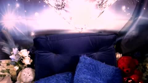 Lucy online show from December 16, 2025, 6:40 am