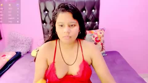 PARADISEQUEEN online show from February 24, 2025, 10:48 am