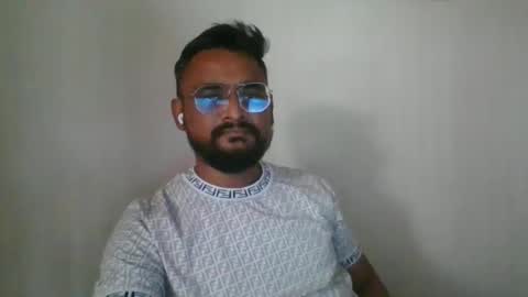 Snapshot of indianlover1433 chatting on February 1, 2025, 6:32 am Indian lover online show from February 1, 2025, 6:32 am