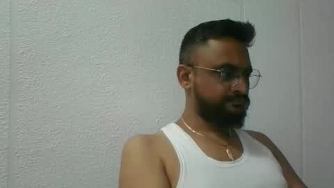 Snapshot of indianlover1433 chatting on September 26, 2025, 9:24 am Indian lover online show from September 26, 2025, 9:24 am
