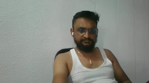 Snapshot of indianlover1433 chatting on October 9, 2025, 9:29 am Indian lover online show from October 9, 2025, 9:29 am