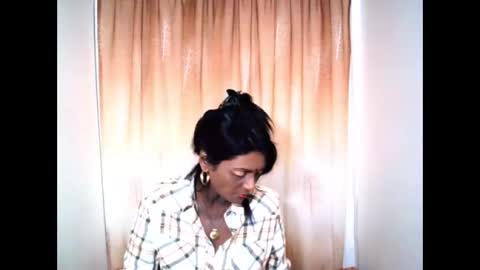 Snapshot of indianpeaches chatting on November 6, 2025, 5:30 am indianpeaches online show from November 6, 2025, 5:30 am