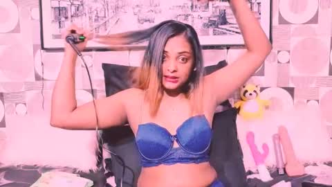 indianplaymate online show from October 26, 2025, 7:14 am