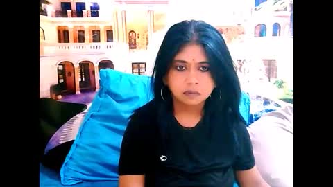 Mika online show from November 29, 2025, 7:28 pm