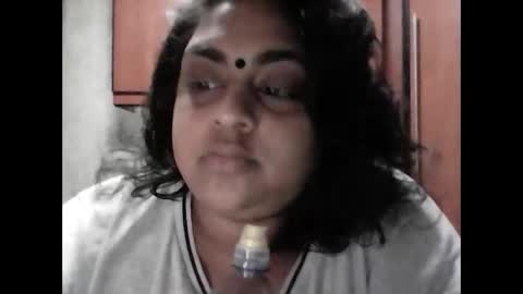 indianpooja1027 online show from October 31, 2025, 7:48 pm