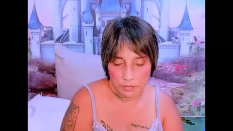 Snapshot of indianroxy07 chatting on September 27, 2025, 1:21 am roxy online show from September 27, 2025, 1:21 am