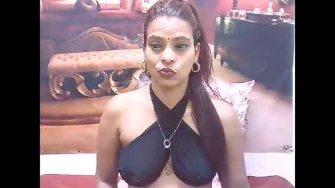 indiansexyass4u2luv online show from January 16, 2025, 8:57 pm