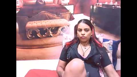 indiansexyass4u2luv online show from February 10, 2025, 9:04 pm