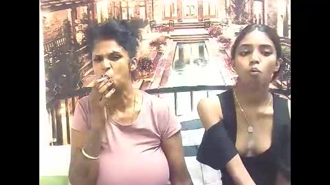 indiansexyslender4u2luv online show from January 15, 2025, 6:01 am