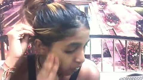 indiansexyslender4u2luv online show from January 20, 2025, 6:21 am