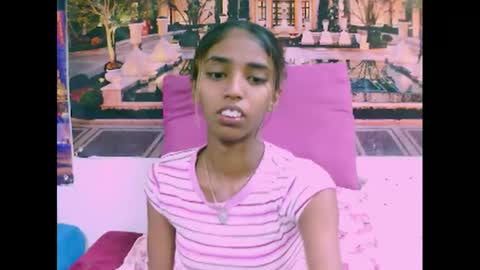 indiansexyslender4u2luv online show from January 26, 2025, 6:07 am