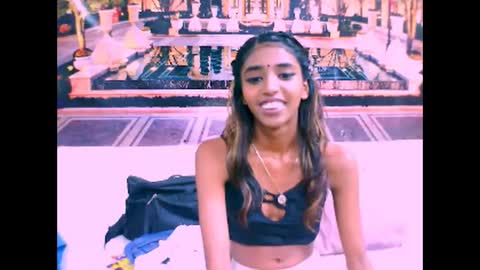 indiansexyslender4u2luv online show from February 15, 2025, 9:27 am