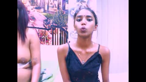 indiansexyslender4u2luv online show from February 27, 2025, 12:23 pm