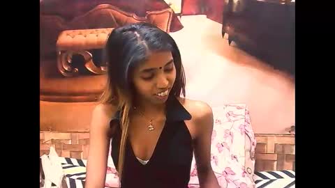 indiansexyslender4u2luv online show from September 13, 2025, 5:07 am