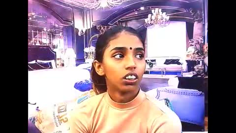 indiansexyslender4u2luv online show from November 2, 2025, 5:10 am