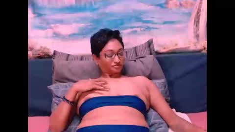 Shreya online show from December 13, 2024, 4:54 am