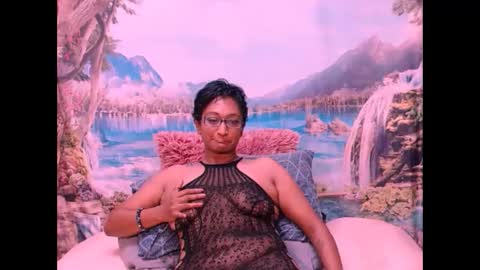 Shreya online show from January 17, 2025, 11:18 pm