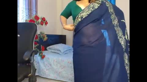 tina online show from November 18, 2025, 5:12 am