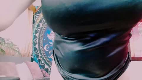 Snapshot of indica_me chatting on January 25, 2025, 6:23 am indica_me online show from January 25, 2025, 6:23 am