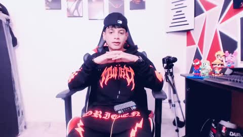 Snapshot of indomitablebeast chatting on January 15, 2025, 8:48 pm matias online show from January 15, 2025, 8:48 pm