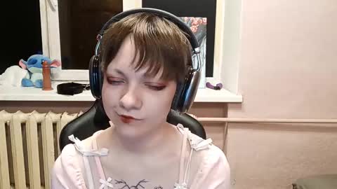 Snapshot of infinitina chatting on October 14, 2025, 4:19 pm Keily online show from October 14, 2025, 4:19 pm