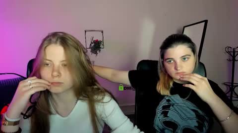 Snapshot of inga_gree chatting on September 24, 2025, 7:39 pm inga_gree online show from September 24, 2025, 7:39 pm