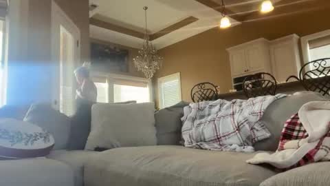 Ingrid online show from December 16, 2025, 3:50 pm