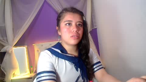 Snapshot of ingrid_casas chatting on December 23, 2024, 2:35 am Ingrid petite online show from December 23, 2024, 2:35 am