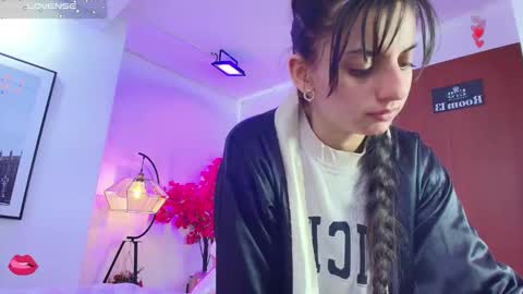 Snapshot of ingrid_rodriguezz chatting on October 23, 2025, 8:02 am Ingrid online show from October 23, 2025, 8:02 am