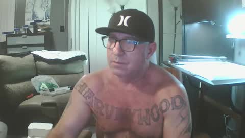 inittogetitin online show from December 4, 2025, 12:03 pm