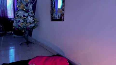 demon online show from December 14, 2025, 4:01 pm