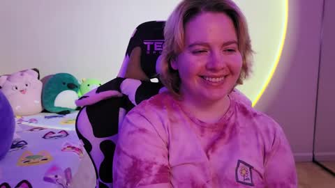 Faye online show from December 29, 2024, 3:13 pm