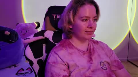 Faye online show from February 11, 2025, 8:26 am