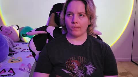 Faye online show from February 28, 2025, 5:26 am