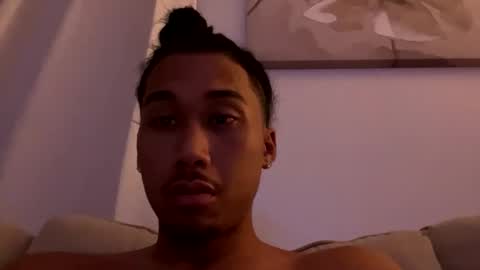 Raxton online show from February 11, 2025, 11:32 am