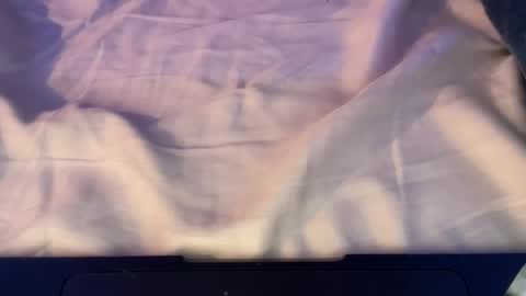 ipoundsissys online show from December 15, 2025, 12:59 am